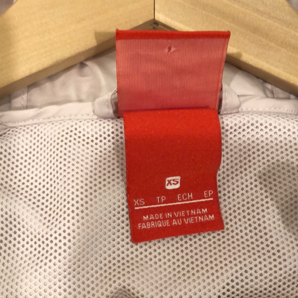 Nike Windrunner Jacket - image 5